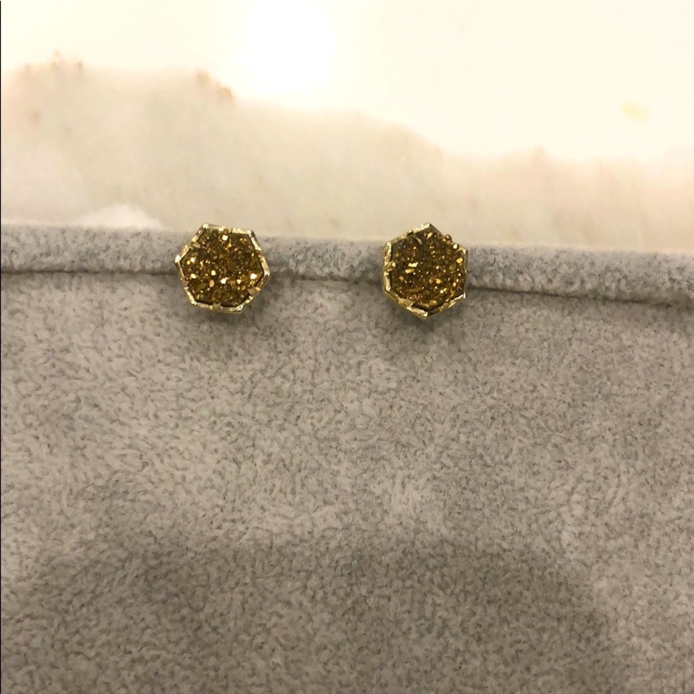 Kendra Scott earrings